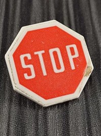 30605090_stop_a